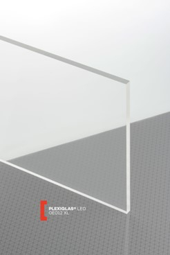 PLEXIGLAS XT LED EndLighten, 10x2050x3050mm, 0E012 XL kirgas